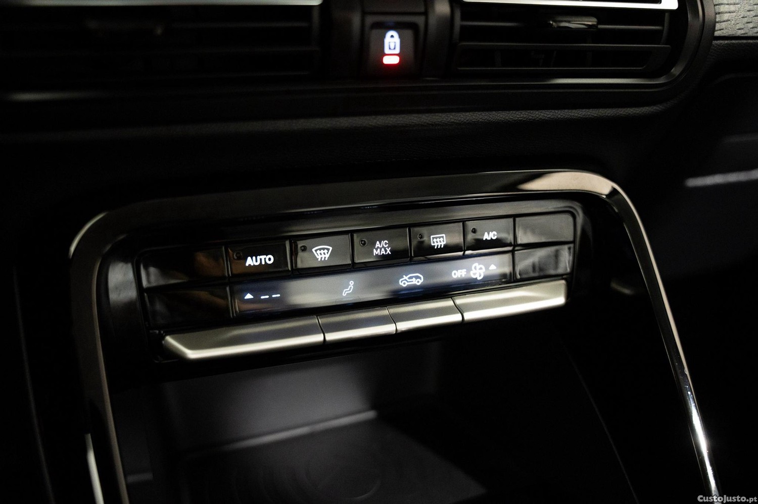 Citroën e-C3 44 kWh Autonomia Conforto Max — fotografia 6