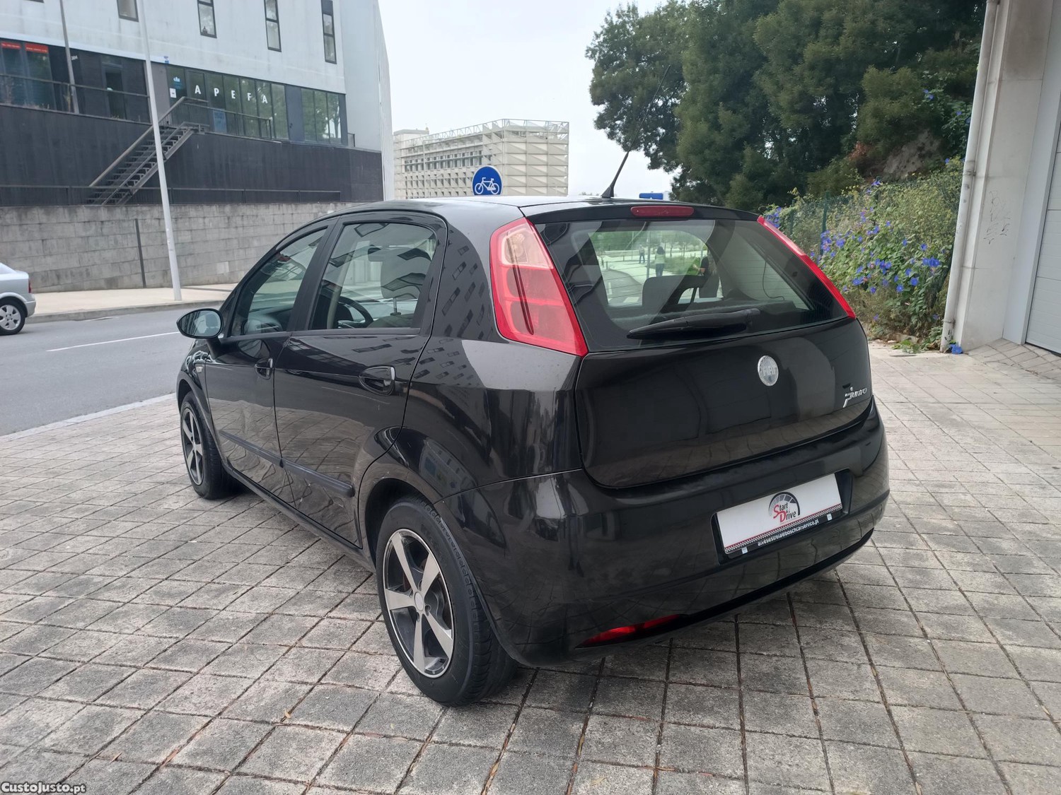 Fiat Grande Punto 1.2i 5 portas ac — fotografia 12
