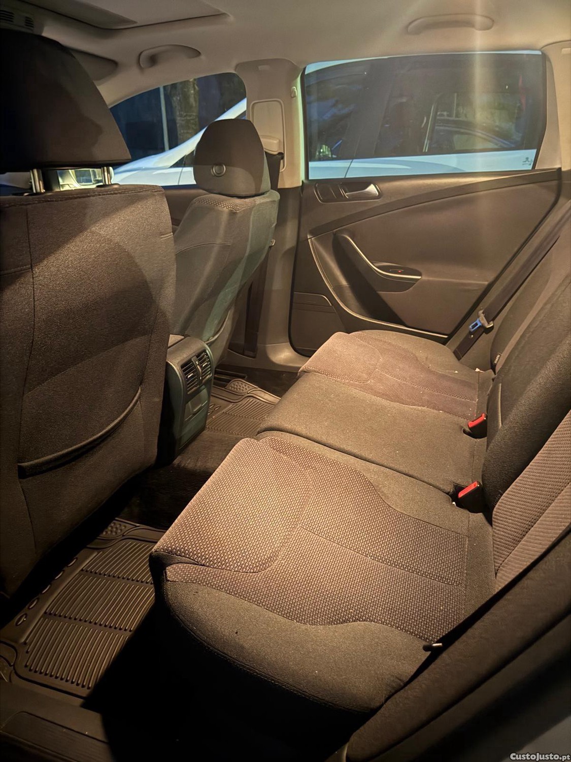 Volkswagen Passat 1.6 TDI BlueMotion Business Edition — fotografia 4
