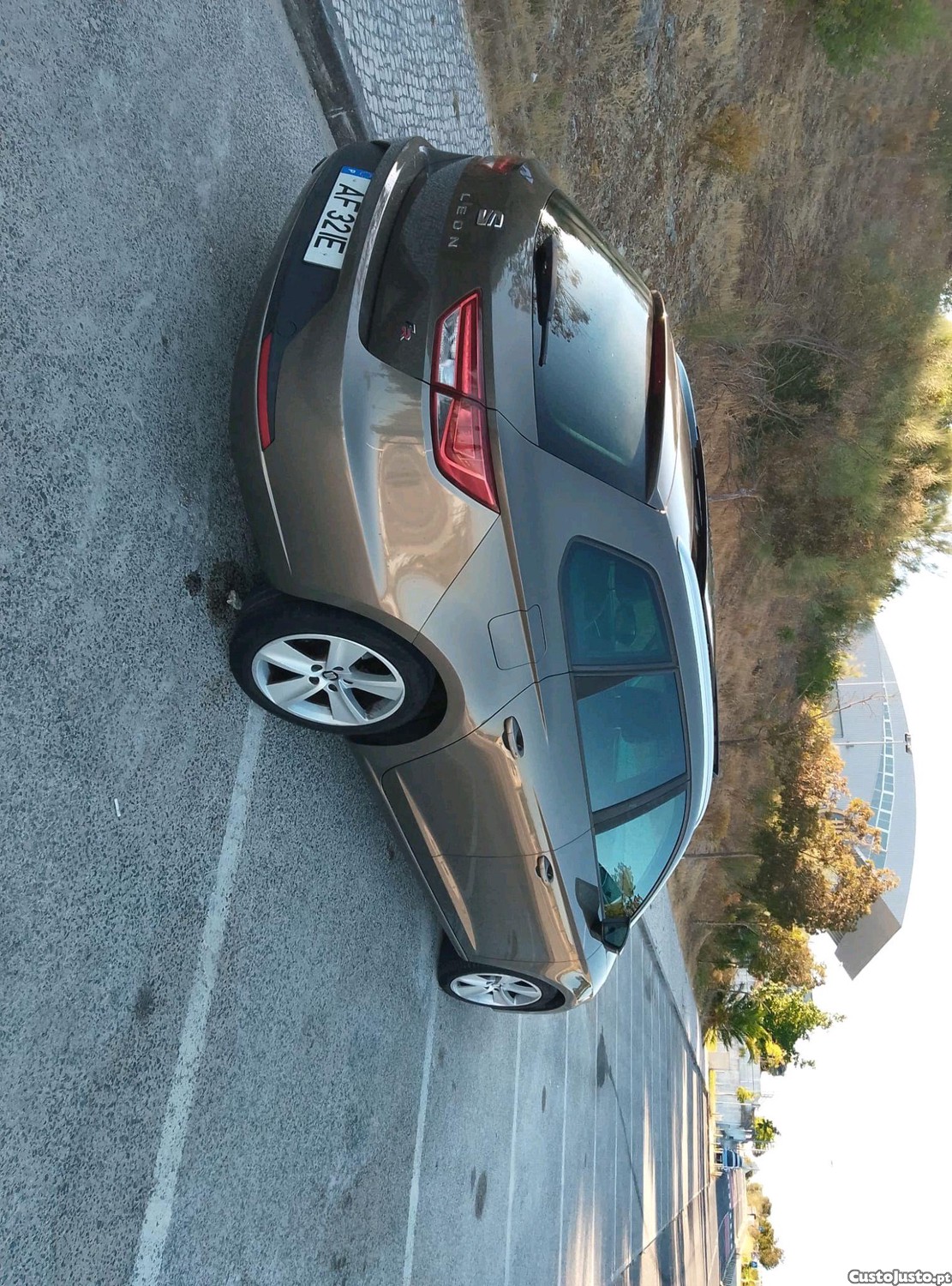 SEAT Leon 2.0 TDI FR 184cv — fotografia 11