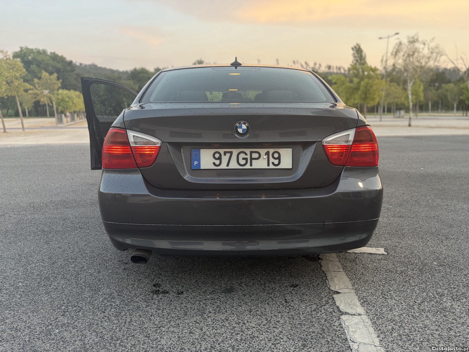 BMW 320 E60 M47 — fotografia 7