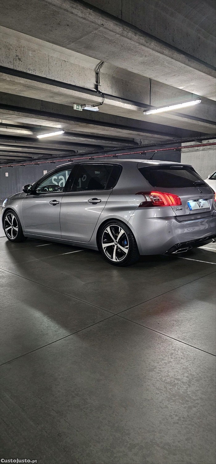 Peugeot 308 1.6Bluehdi — fotografia 6
