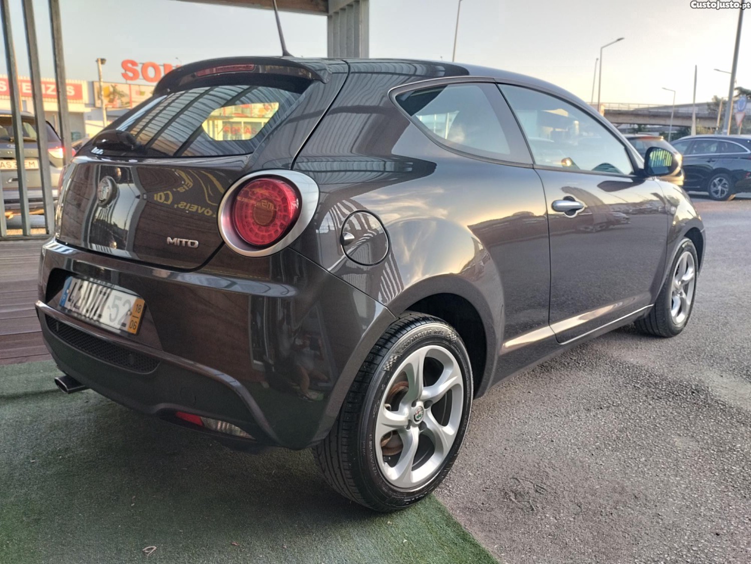 Alfa Romeo Mito 0.9 TwinAir Urban impecável — photo 4