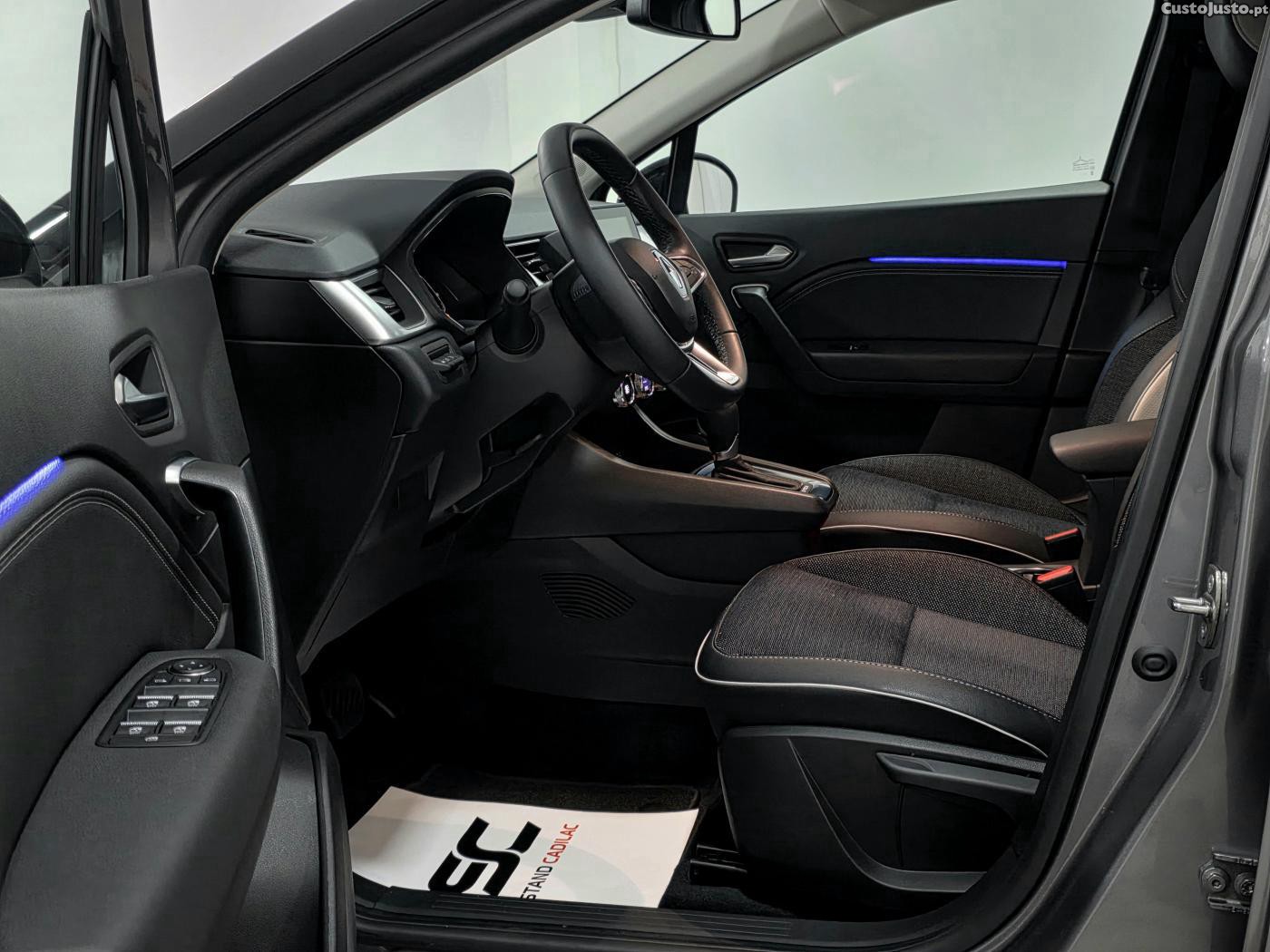 Renault Captur 1.6 E-Tech Full Hybr — fotografia 19