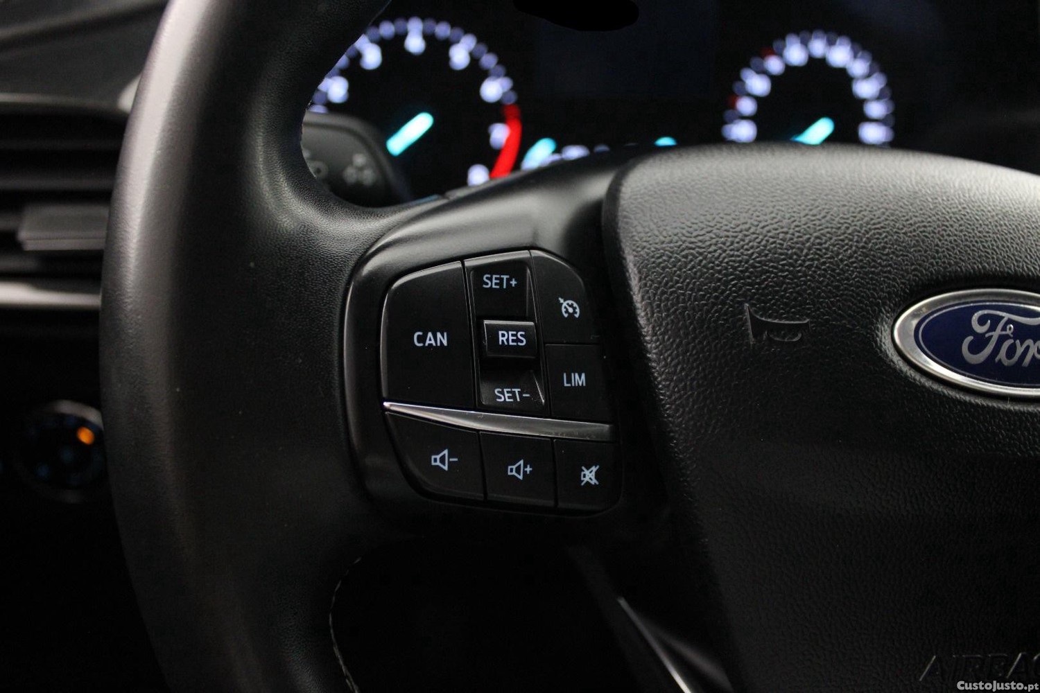 Ford Puma 1.0 TITANIUM — fotografia 24