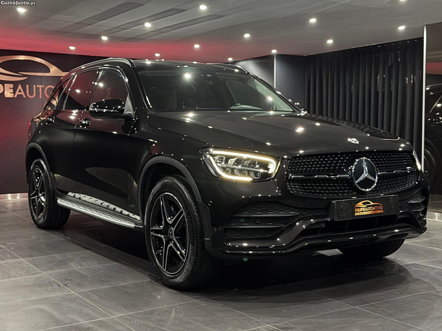 Mercedes-Benz GLC 300 de 4Matic 9G-TRONIC AMG Line — fotografia 17