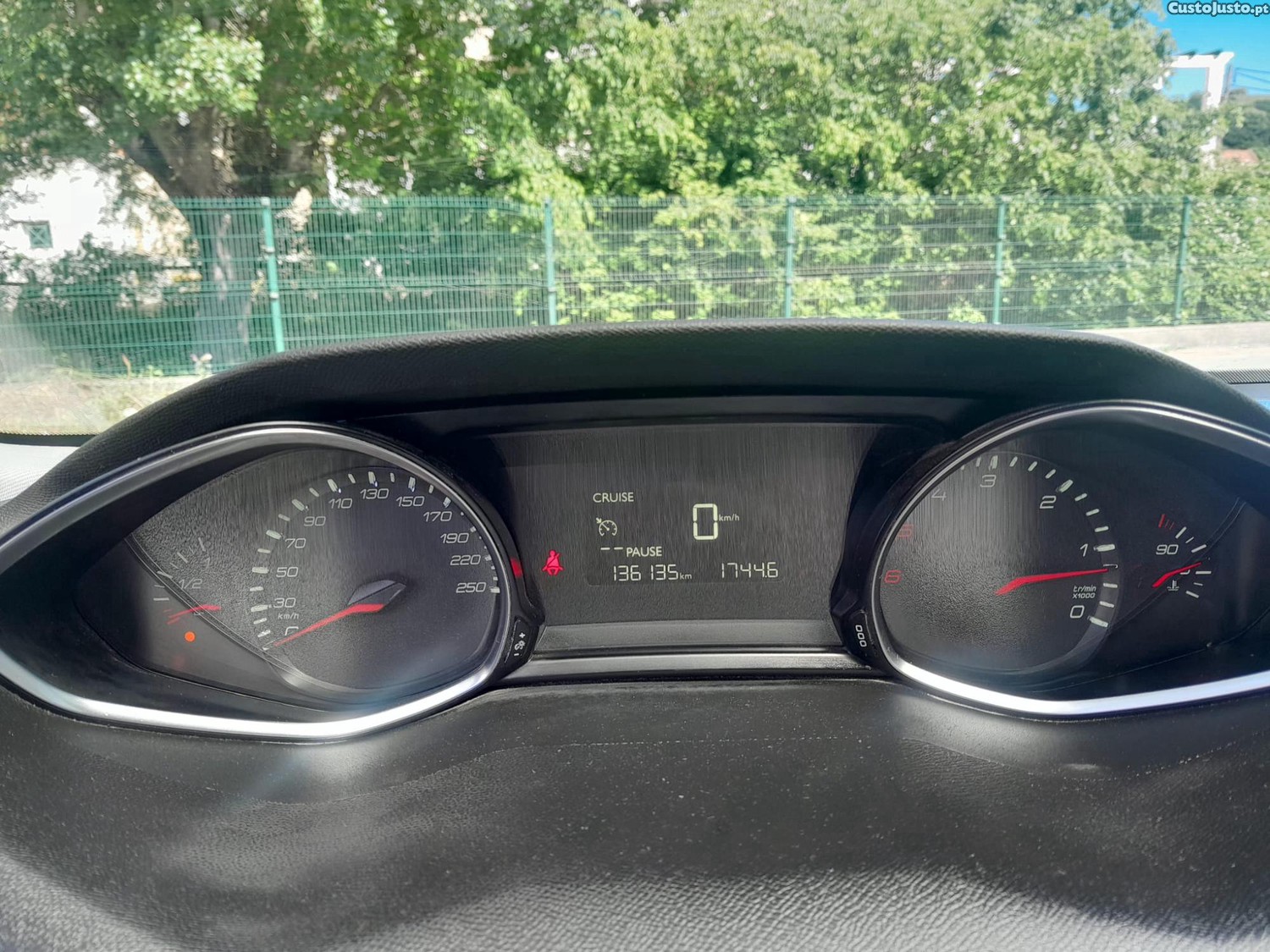 Peugeot 308 BASIC — fotografia 6