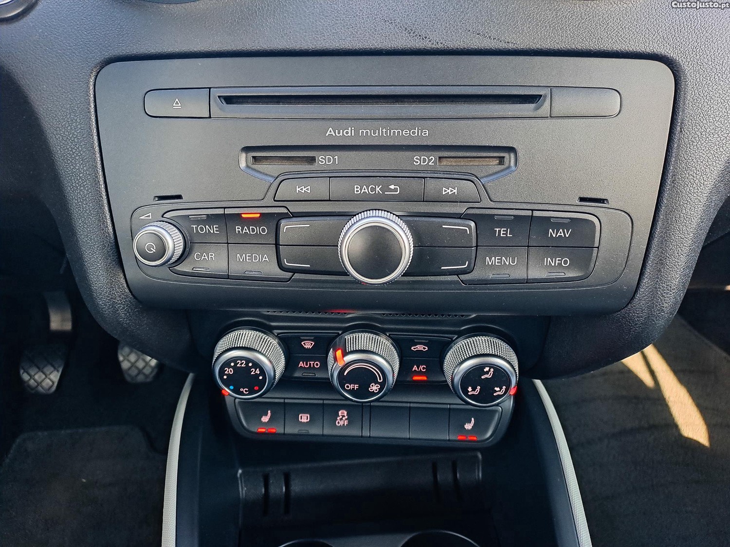 Audi A1 S-LINE 2.0 TDI SPORTBACK 143CV DIESEL 2013 — fotografia 10