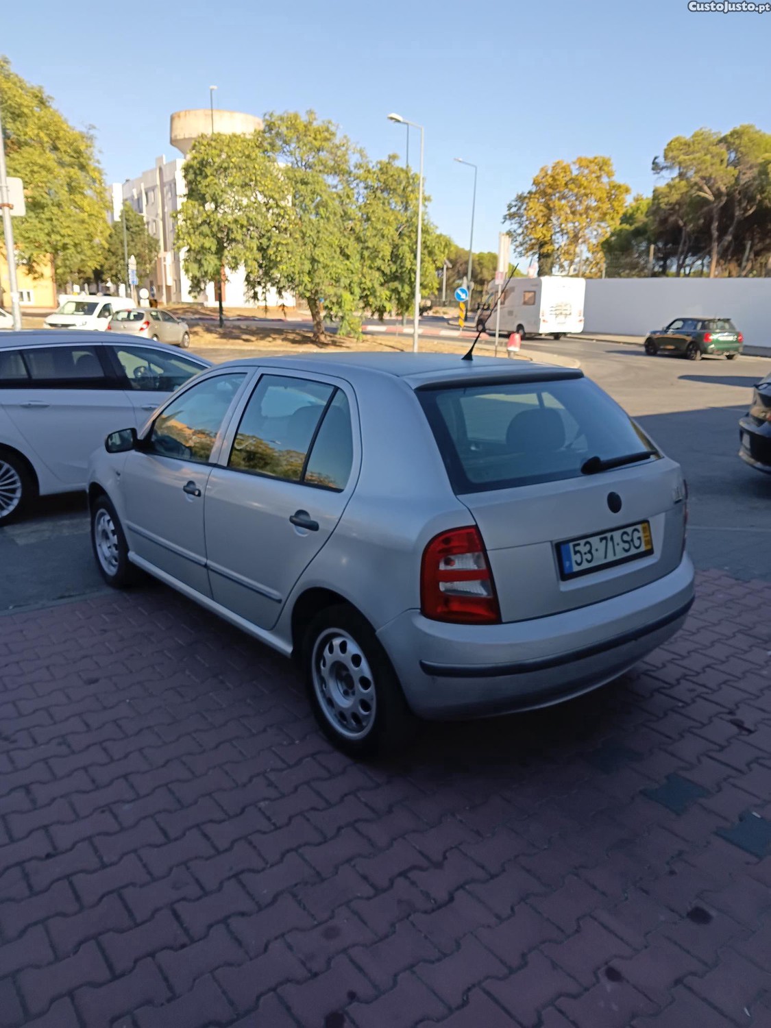 Skoda Fabia 1.4 — fotografia 5