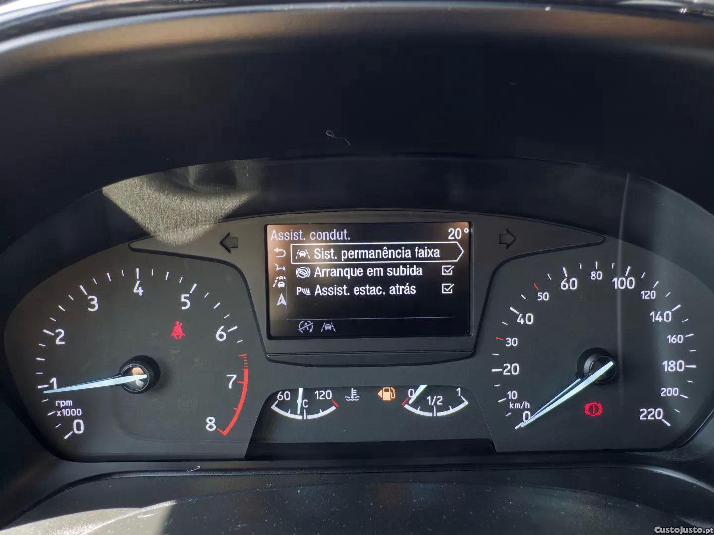 Ford Fiesta 1.0 ecoboost s&s st-line — fotografia 4