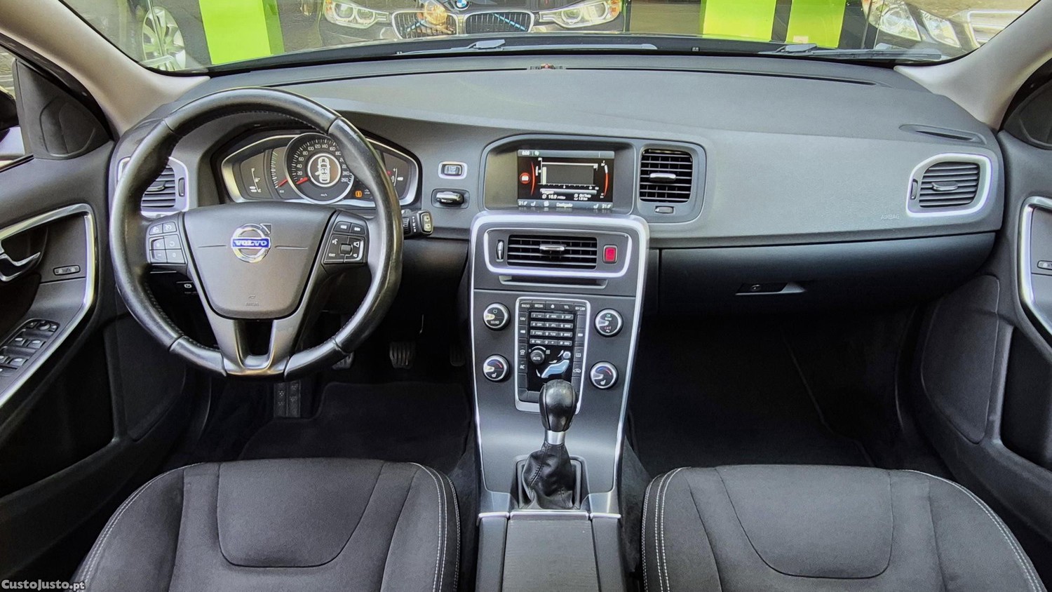 Volvo V60 1.6d D2 115cv — fotografia 8