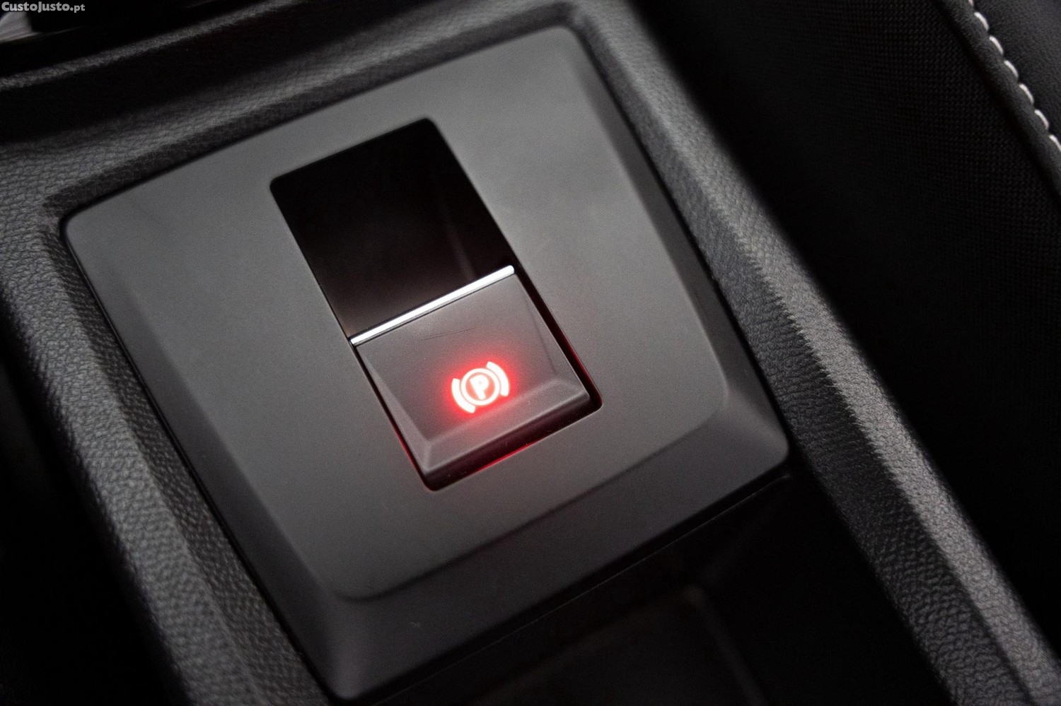 Citroën e-C3 44 kWh Autonomia Conforto Max — fotografia 5