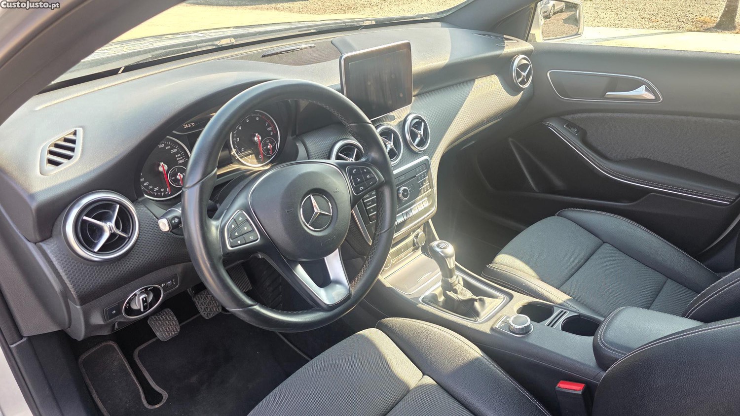 Mercedes-Benz A 180 122cv — fotografia 8