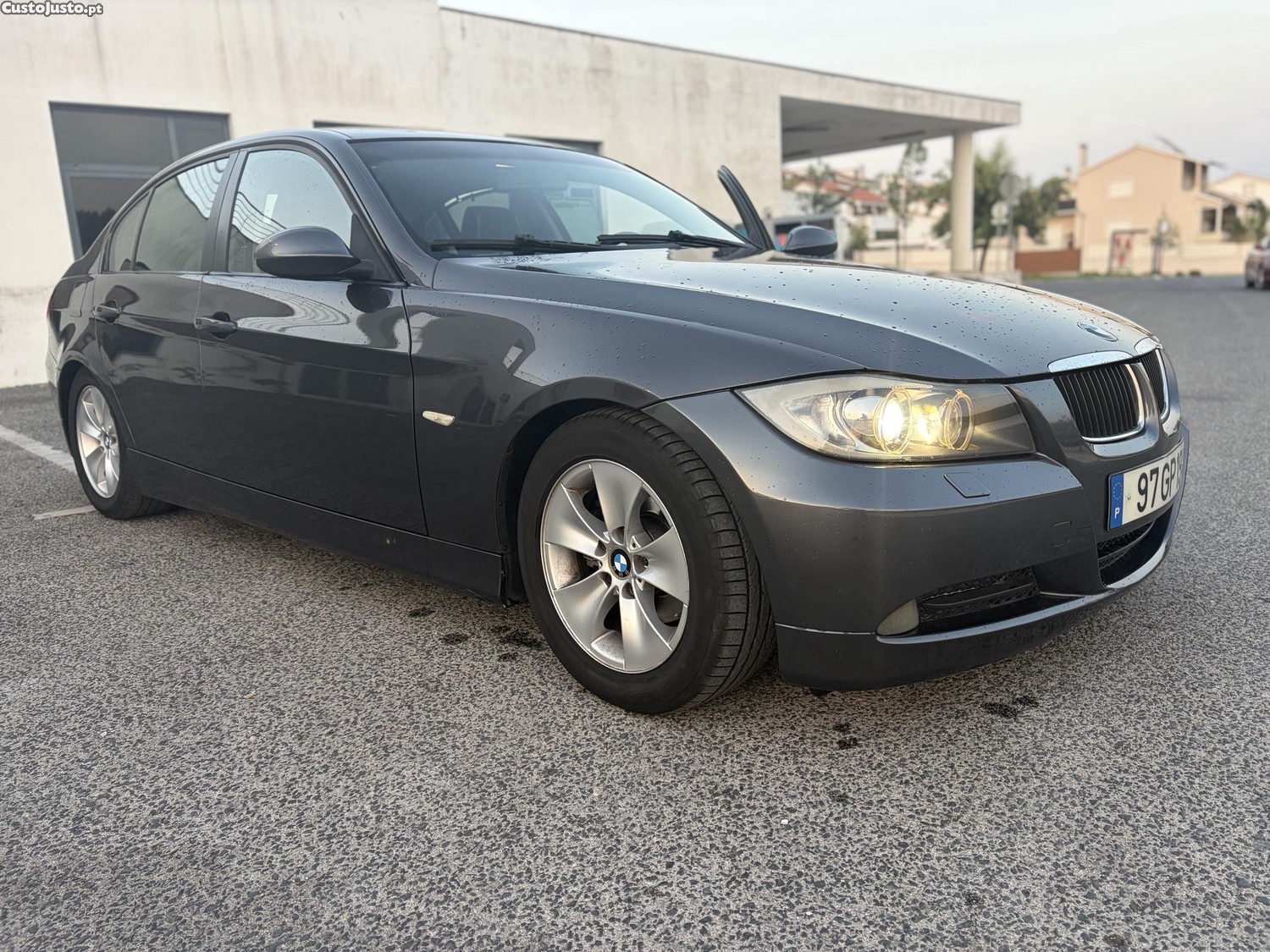 BMW 320 E60 M47 — fotografia 9