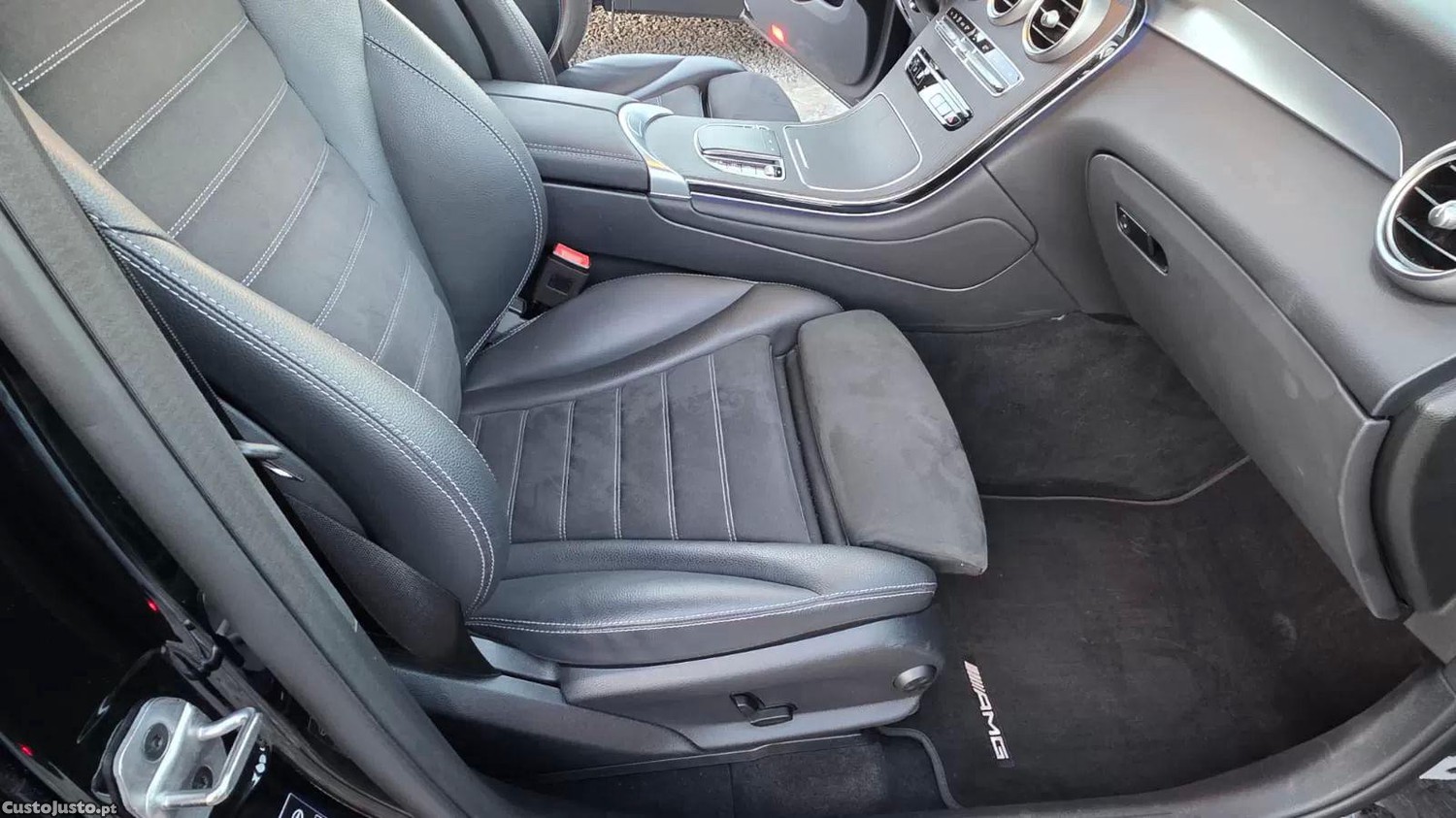 Mercedes-Benz GLC 300 300 de 4matic — fotografia 3