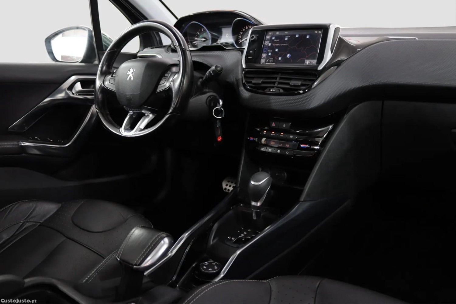 Peugeot 2008 1.2 PureTech Allure EAT6 — fotografia 10