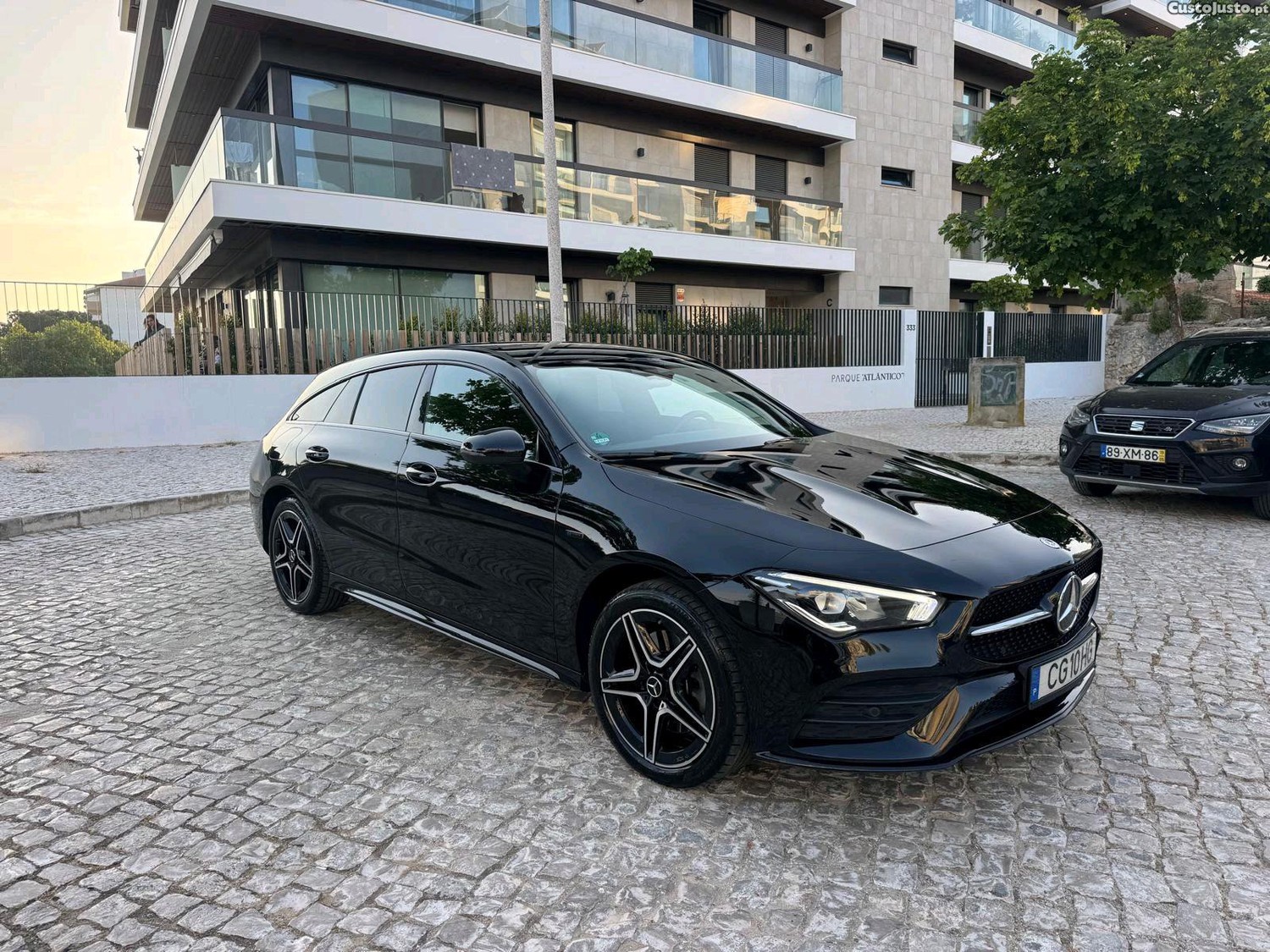 Mercedes-Benz CLA 250 e AMG + Pack Nigth — fotografia 10