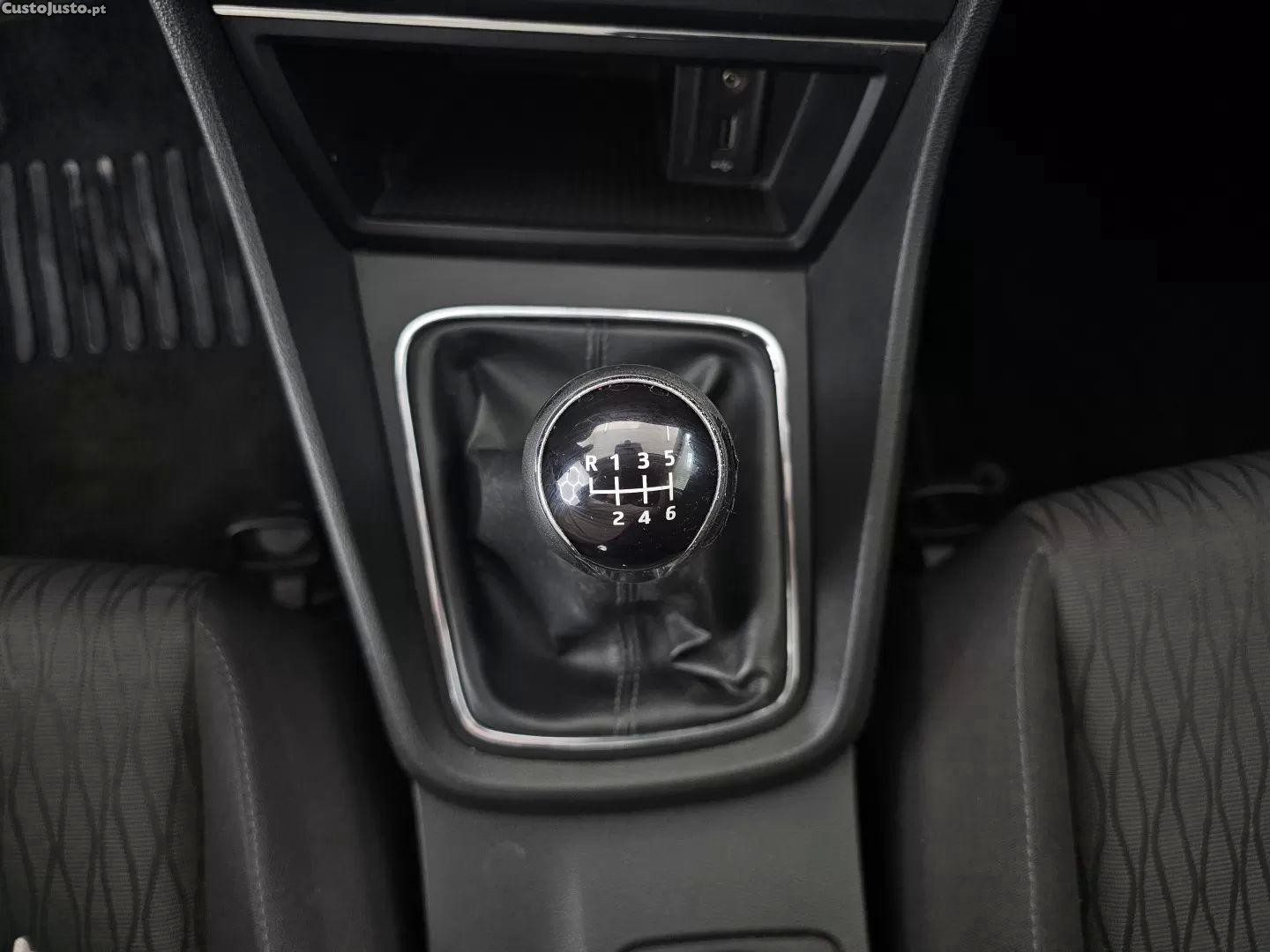 SEAT Leon 1.6 tdi style ecomotive — fotografia 11