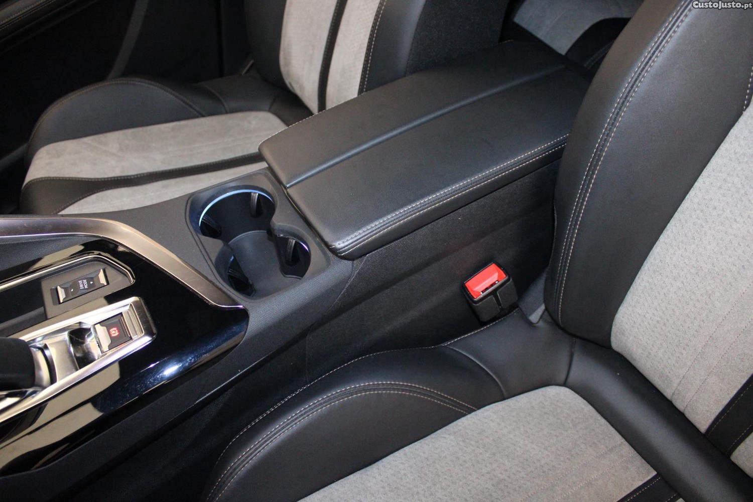 Peugeot 3008 1.6 PHEV GT LINE 225CV (AUTO) — fotografia 12
