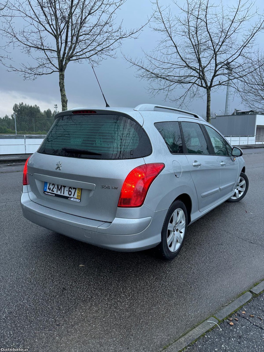 Peugeot 308 1.6HDI — fotografia 2