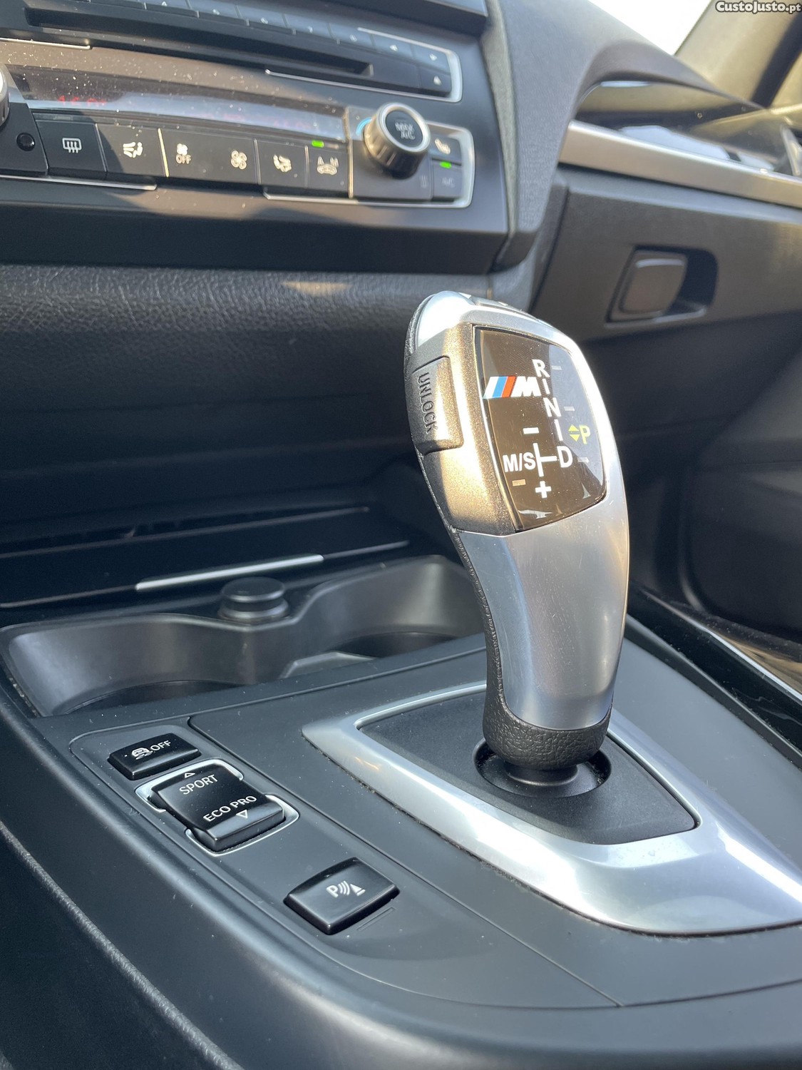 BMW 120 d Pack-M 184cv — fotografia 3