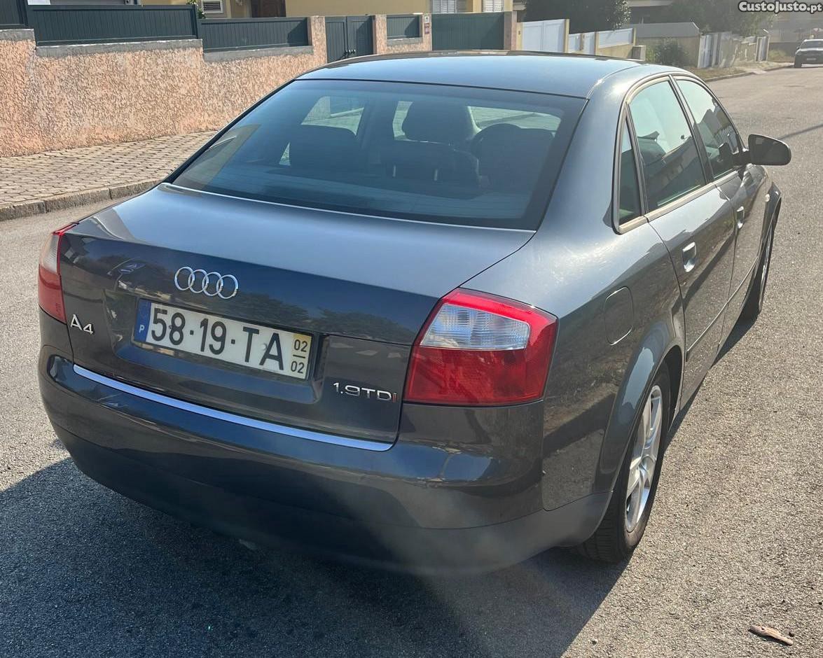 Audi A4 (8E) — fotografia 7