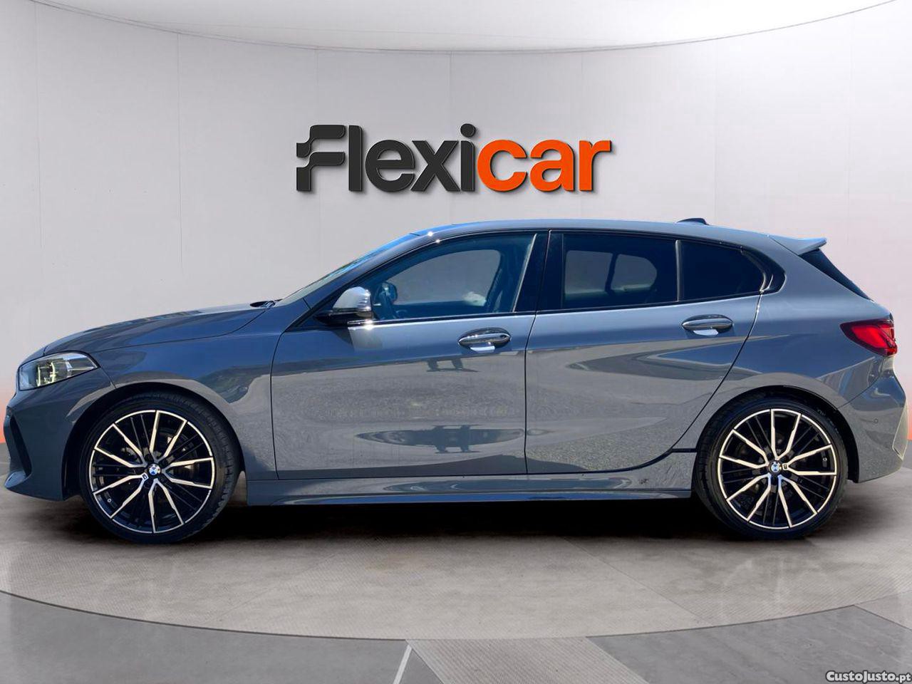 BMW 118 i Pack Desportivo M Auto — fotografia 18