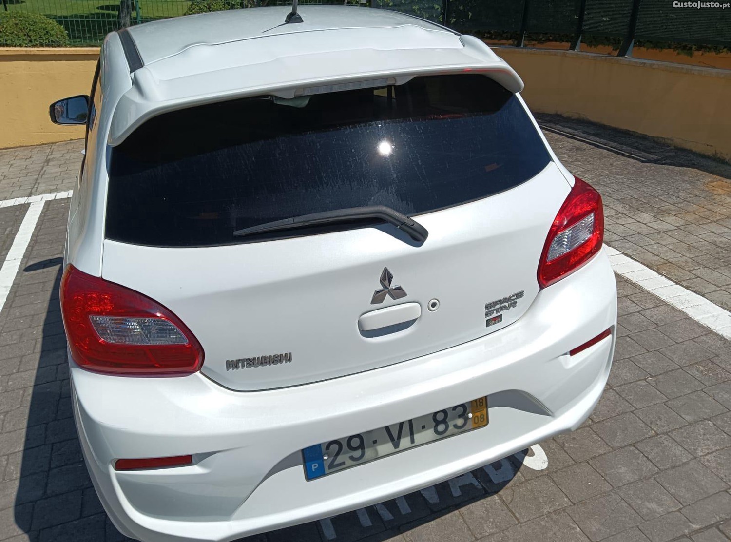 Mitsubishi Space Star Star — fotografia 9