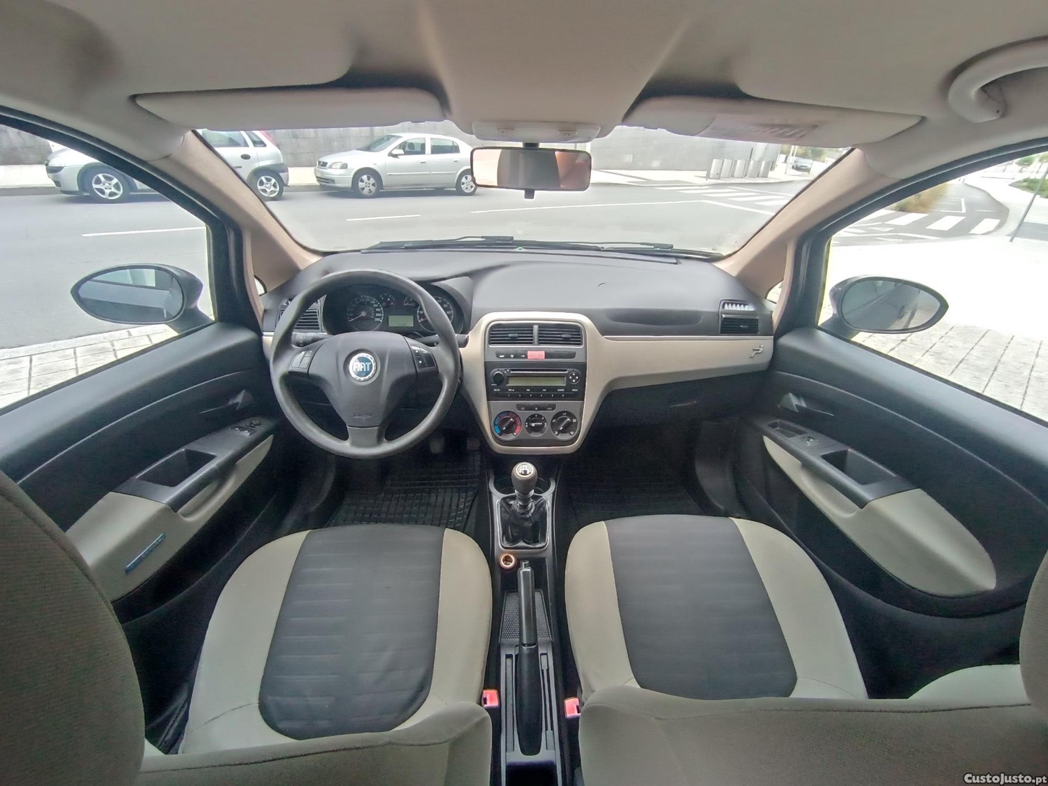 Fiat Grande Punto 1.2i 5 portas ac — fotografia 9