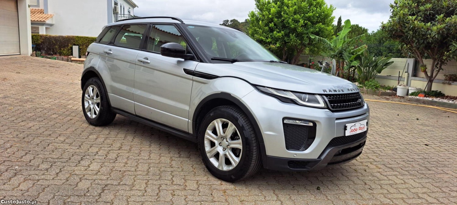 Land Rover Evoque 2.0 e D4 SE — fotografia 9
