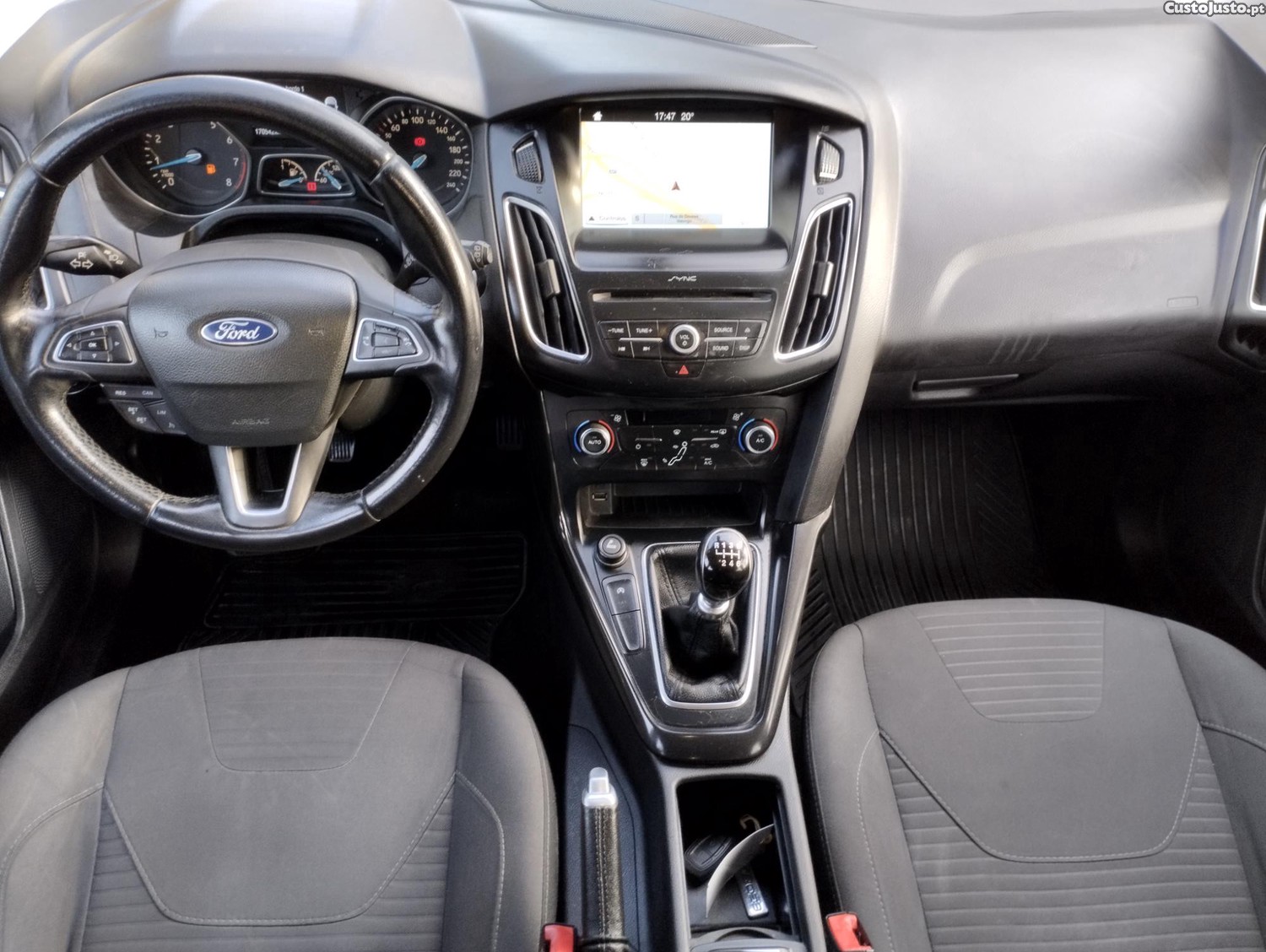 Ford Focus 1.0 SCTI 125cv TITANIUM c/ GPS - Utilitário Nacional c/ Garantia - "IMBATIVEL" — fotografia 11