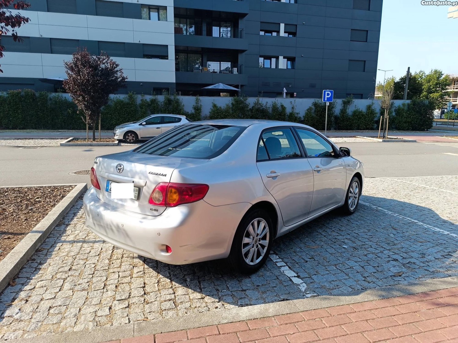 Toyota Corolla 1.4 D-4D — fotografia 14