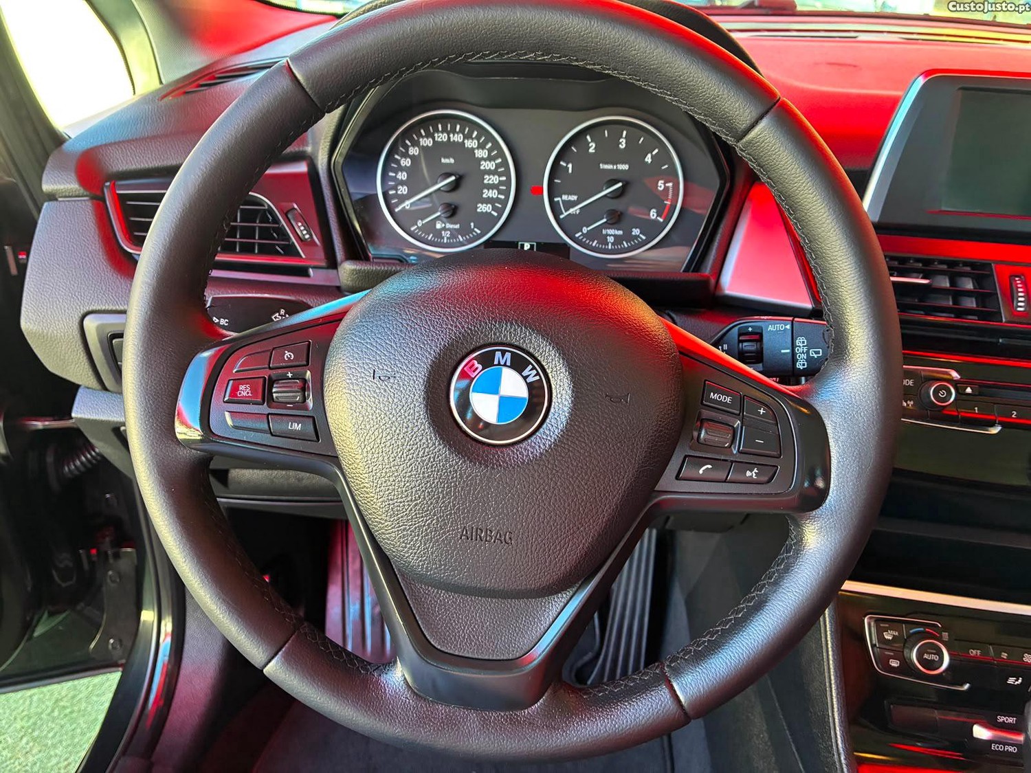 BMW 216 Gran Tourer d | 7 Lug. | Full Extras — fotografia 5