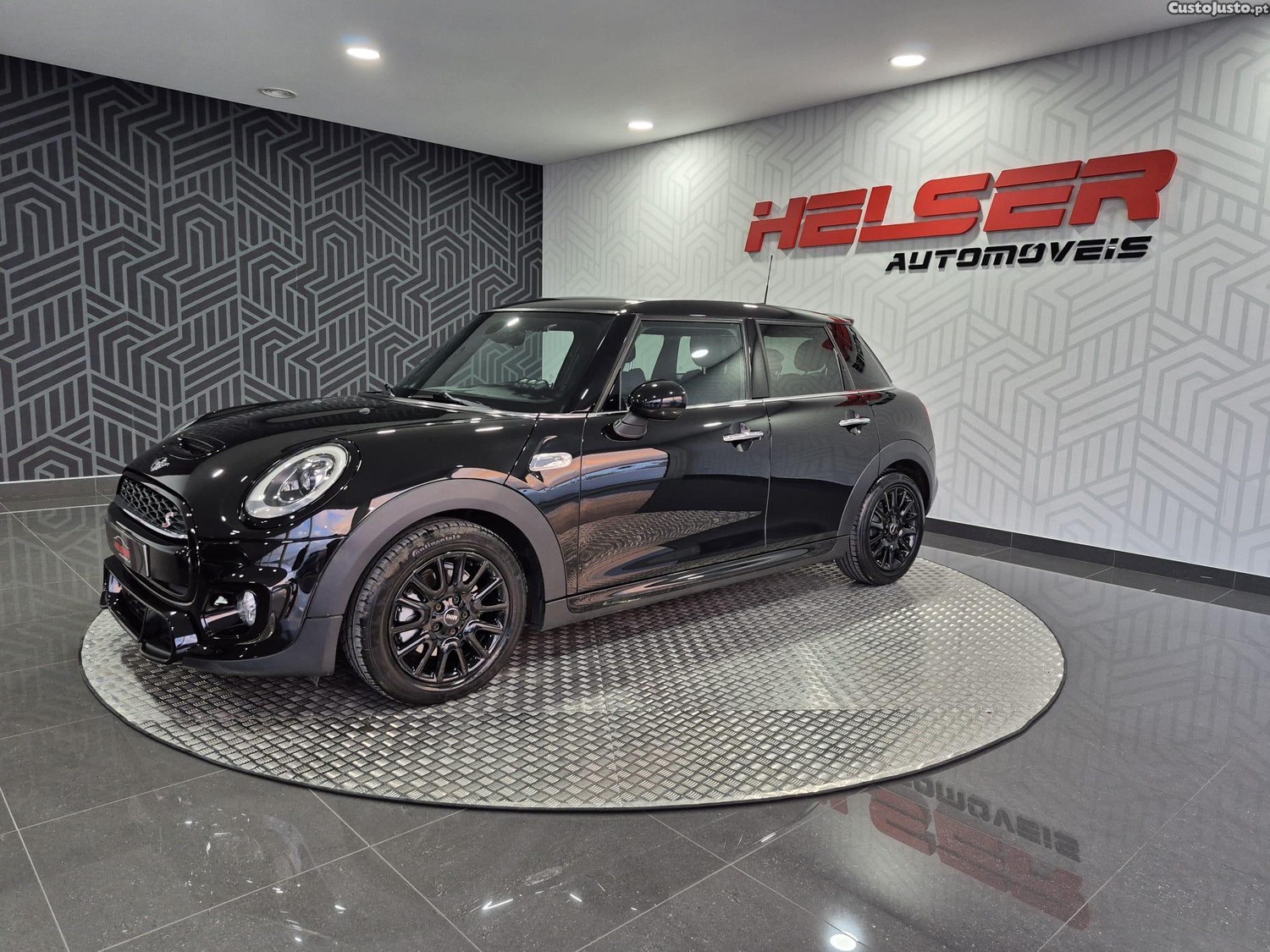 MINI Cooper SD 5 Portas — fotografia 6