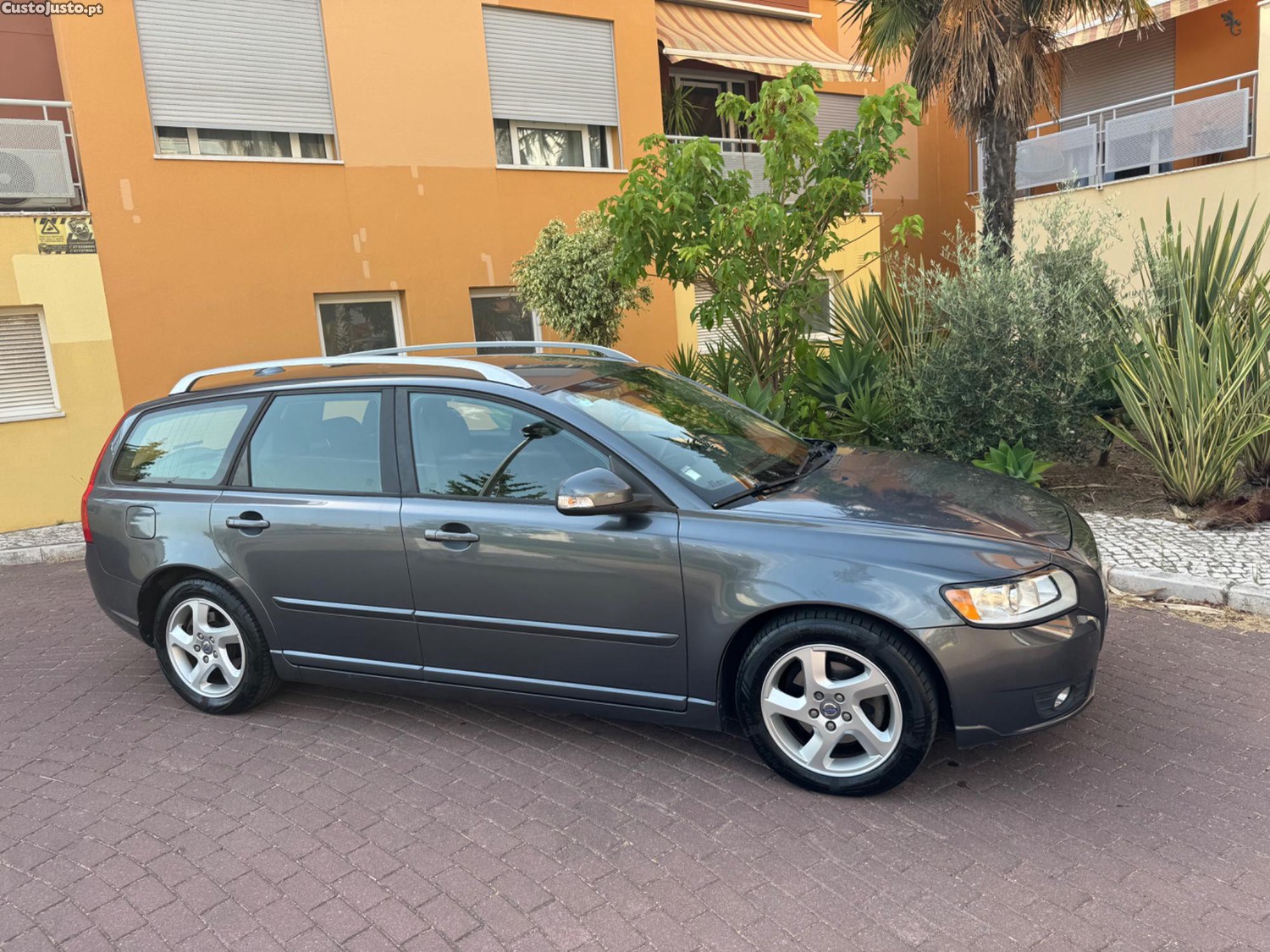 Volvo V50 Drive — fotografia 10