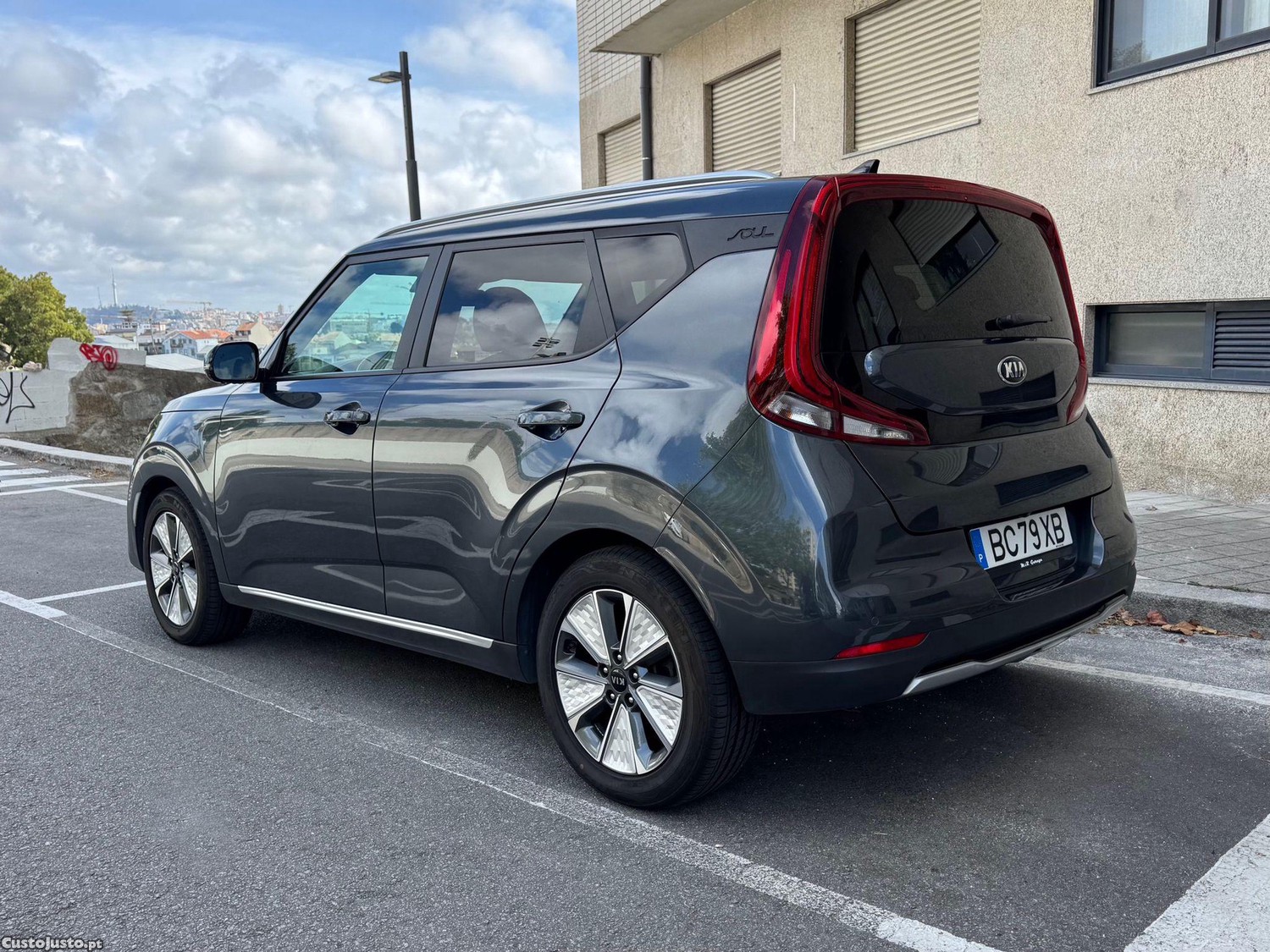 Kia Soul E- 64Kwh — fotografia 9