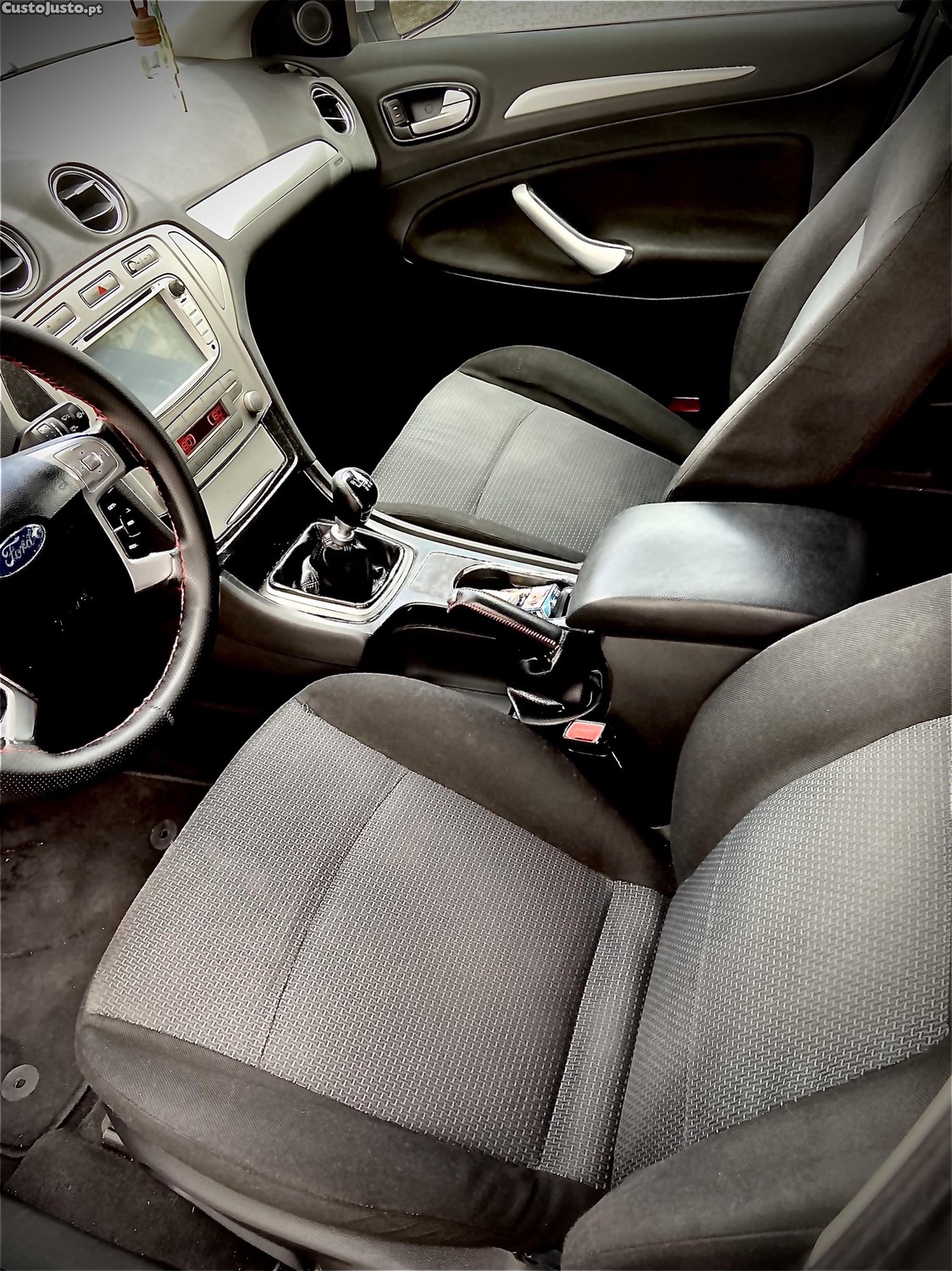 Ford Mondeo 1,8 tdci. Titanium — fotografia 8