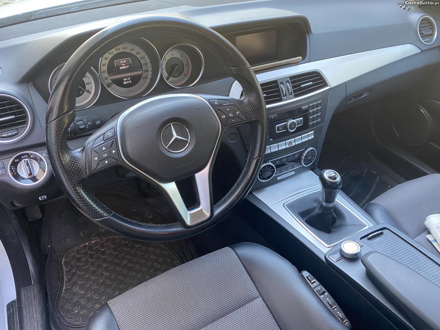 Mercedes-Benz C 220 Station 170 cv Avangard — fotografia 4