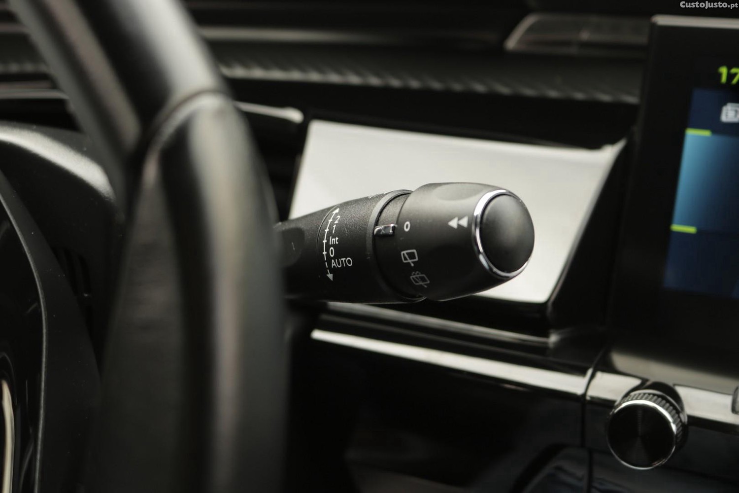 Peugeot 508 SW 1.6 Hybrid Allure Pack e-EAT8 225cv — fotografia 21