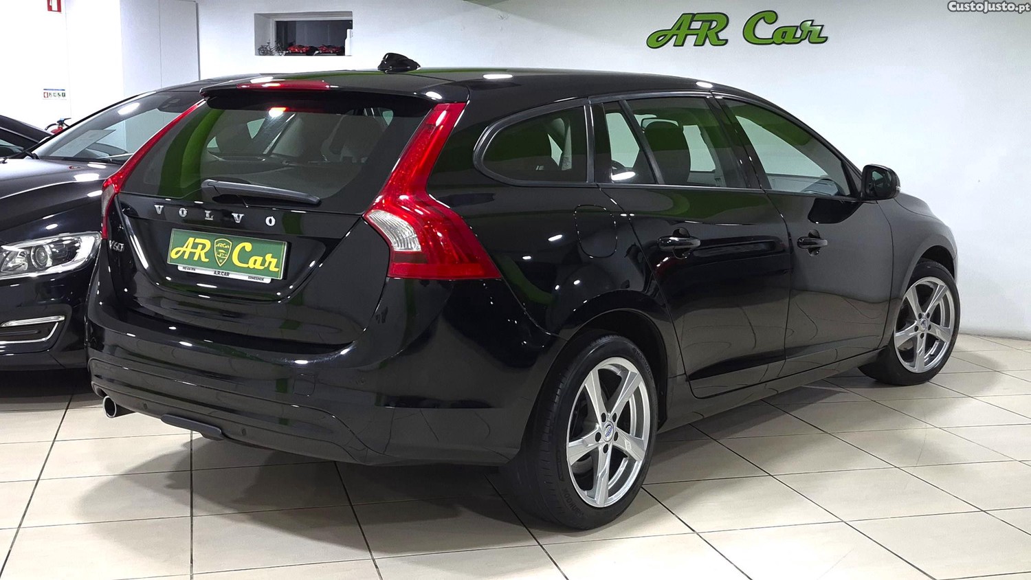 Volvo V60 1.6d D2 115cv — fotografia 10