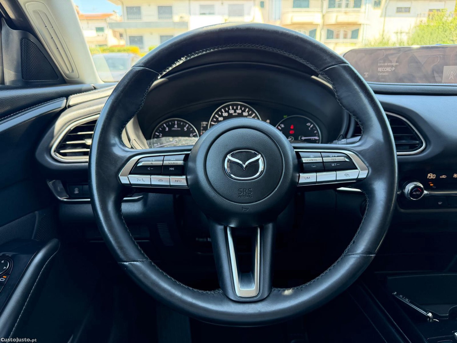 Mazda CX-30 2.0 e-Skyactiv-G Exclusive-line AT — fotografia 6