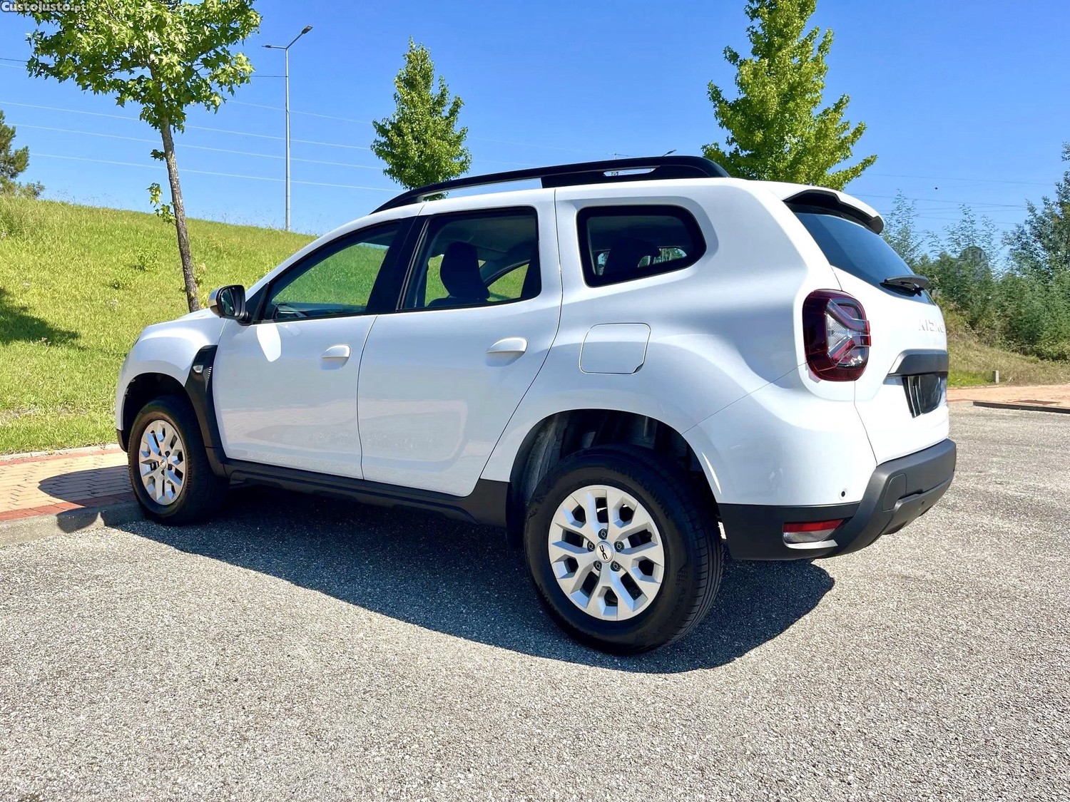 Dacia Duster 1.0 TCe ECO-G Expression Bi-Fuel 101 cv — fotografia 6