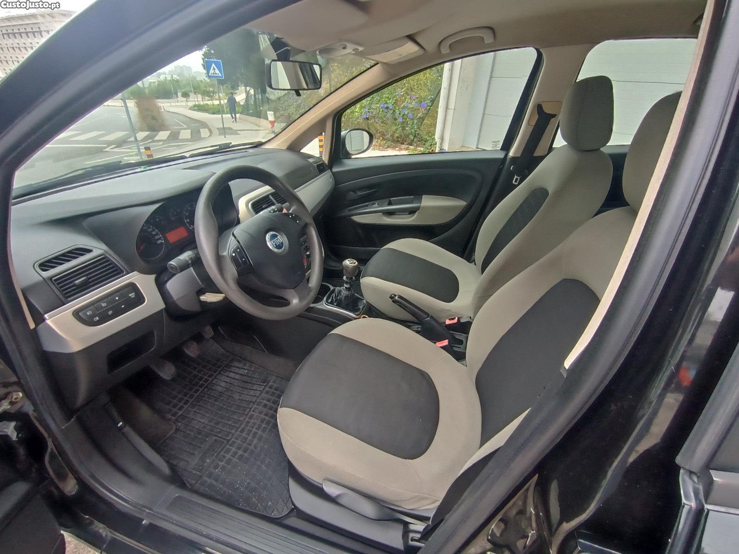 Fiat Grande Punto 1.2i 5 portas ac — fotografia 8