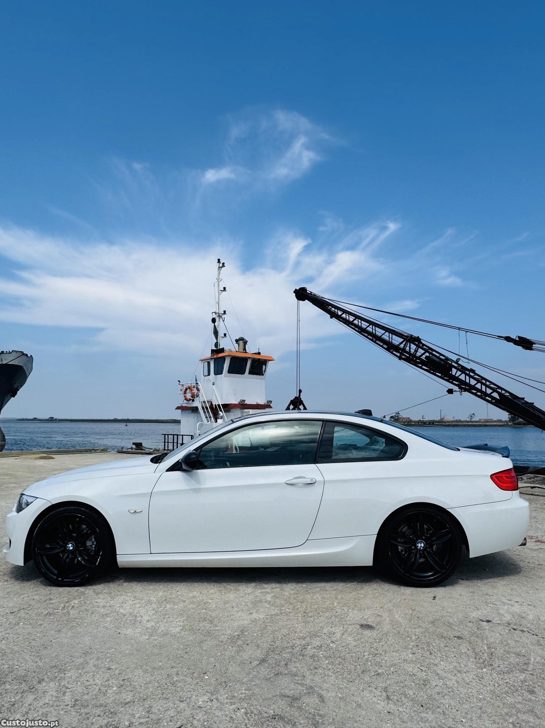BMW 320 E92 LCI — fotografia 4