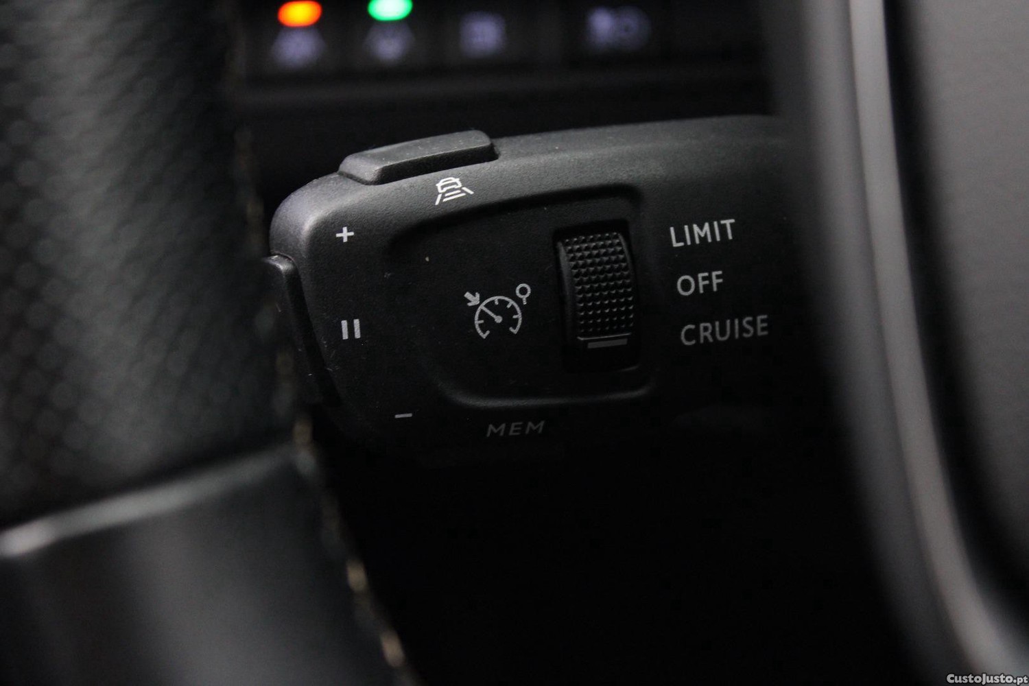 Peugeot 3008 1.6 PHEV GT LINE 225CV (AUTO) — fotografia 30