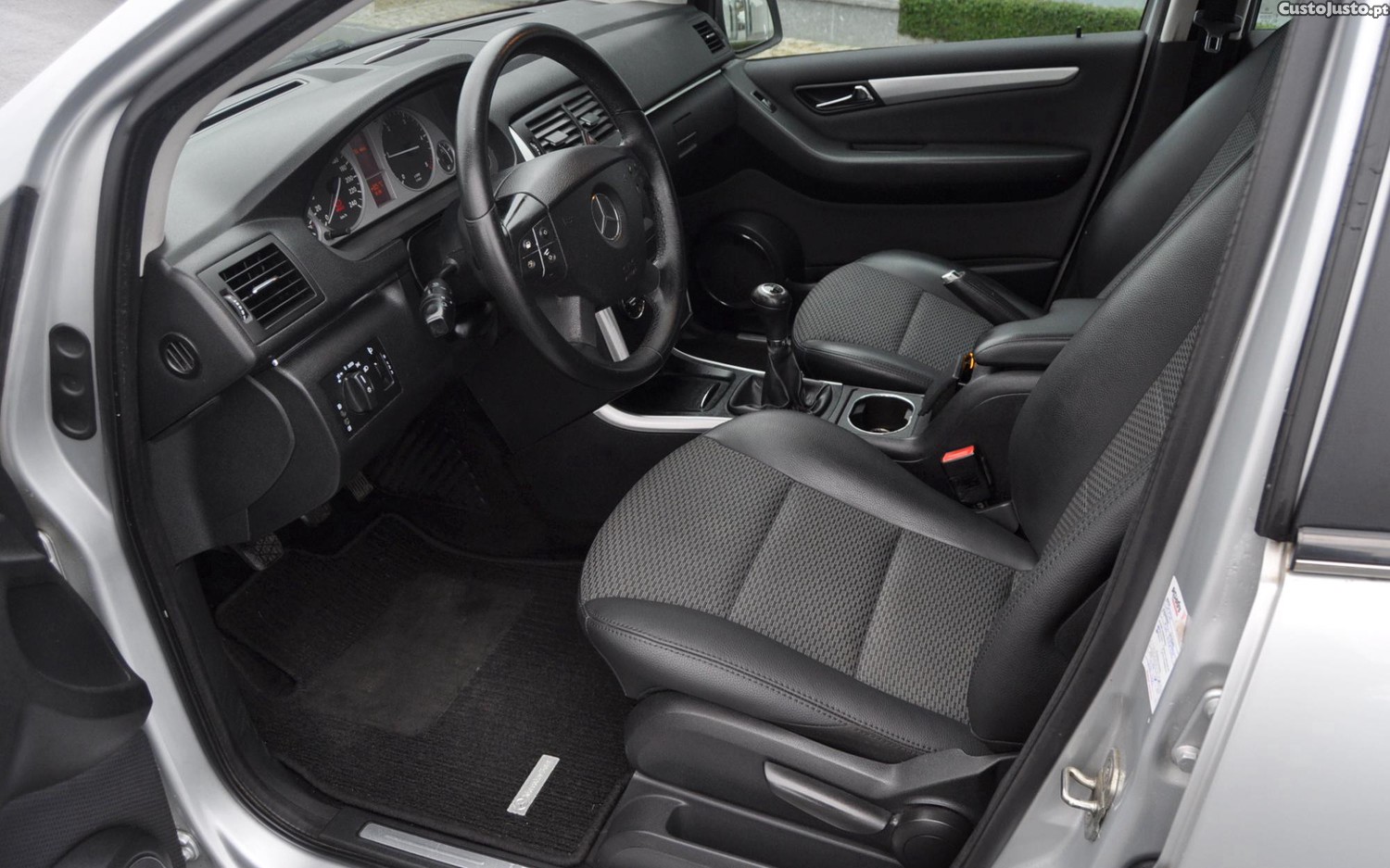 Mercedes-Benz B 200 CDI - 10 foto 5