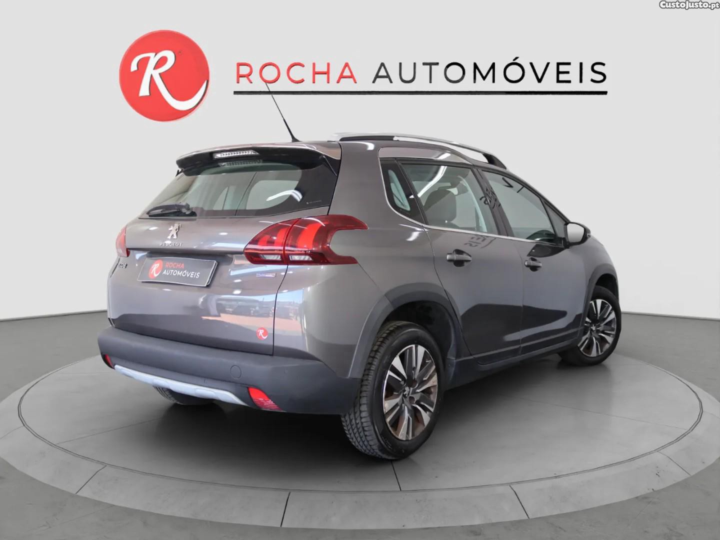 Peugeot 2008 1.2 PureTech Allure EAT6 — fotografia 8