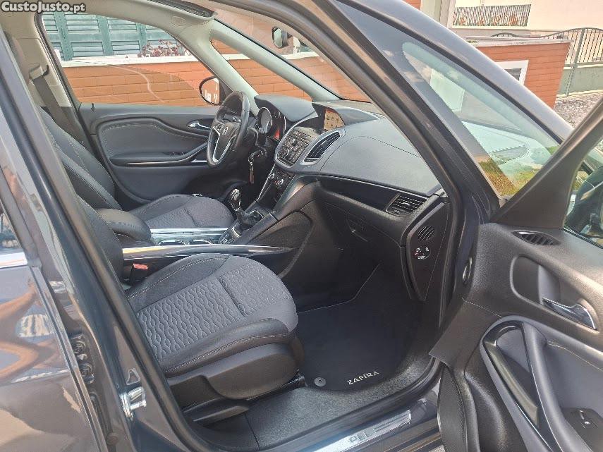 Opel Zafira 1.6 CDTI 135 CV/ 7 Lugares / 144 Mil Kms — fotografia 6