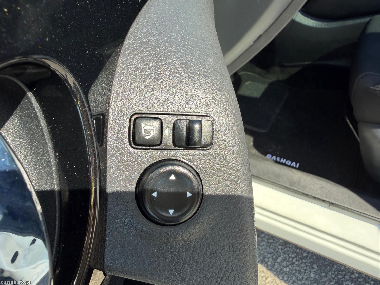 Nissan Qashqai 1.3 DIG-T N-Connecta J18 Led — fotografia 10