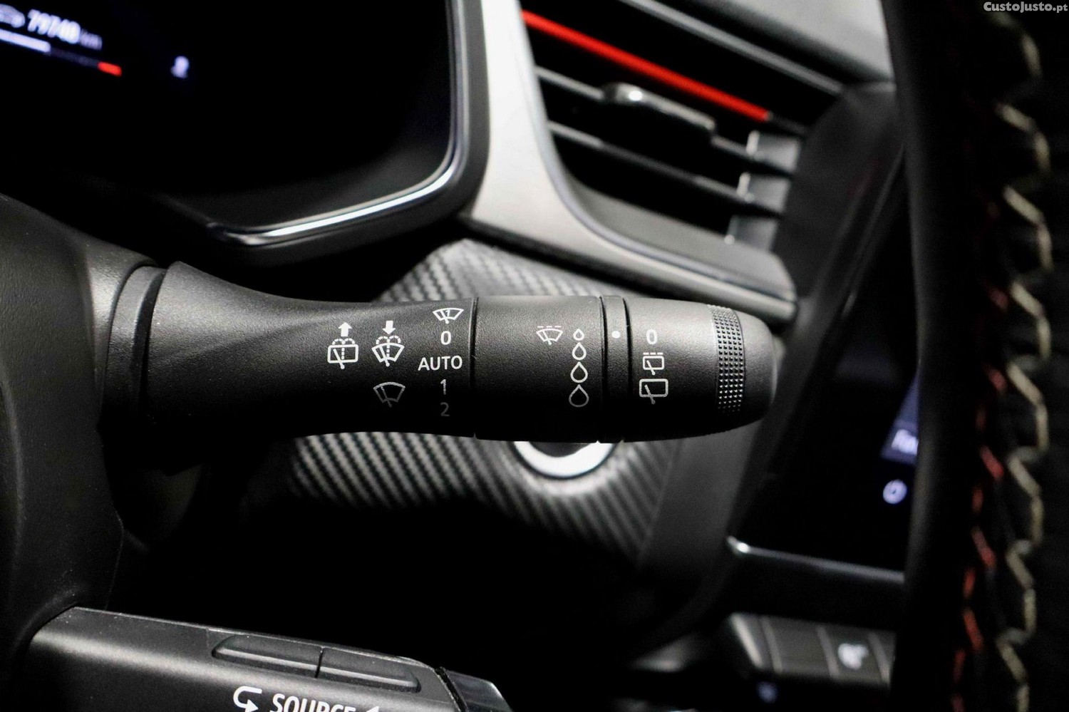 Renault Captur 1.0 TCe RS Line — fotografia 9